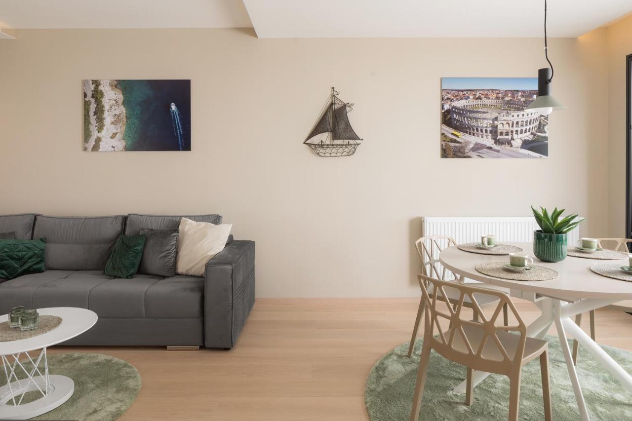 Luxury Apartment Bianco Pula Exterior foto